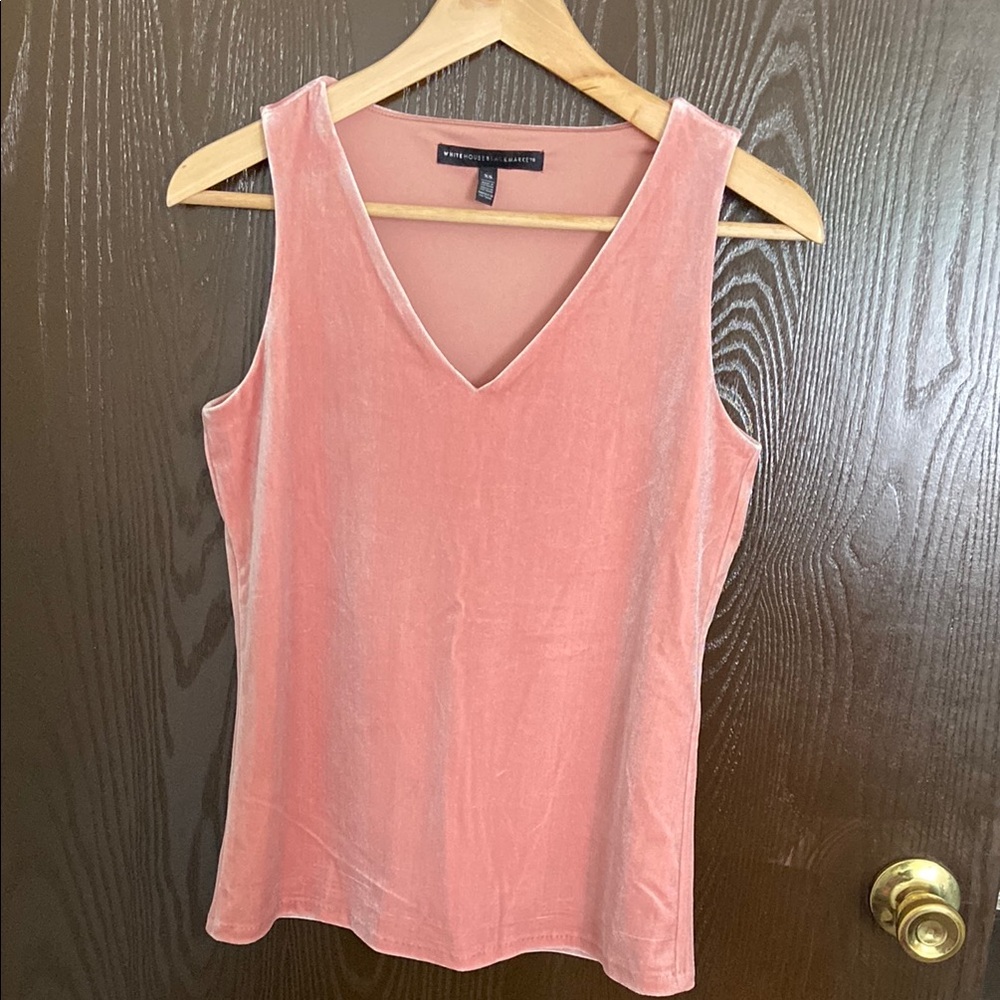 White House Black Market Pink Velvet Fitted Sleeveless Tank Top